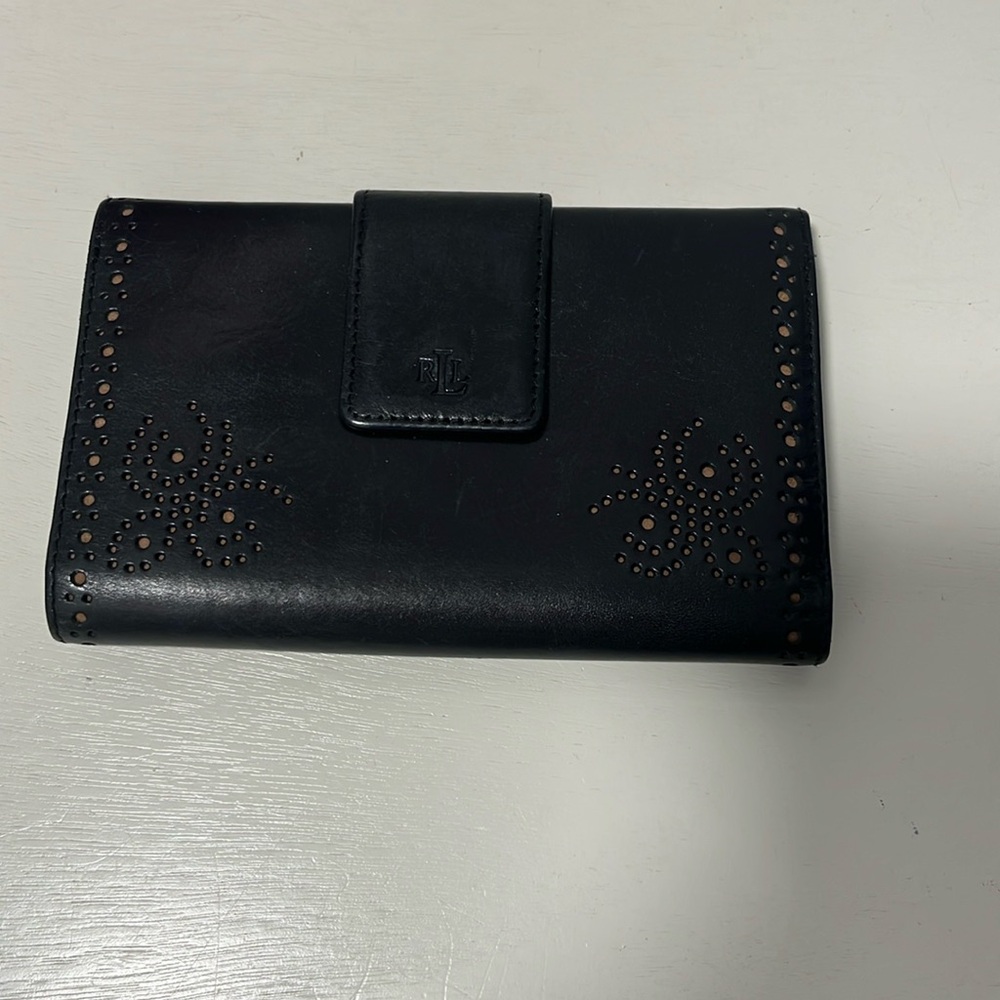 EXCELLENT CONDITION! LAUREN BY RALPH LAUREN Womens wallet sleek slim must have!